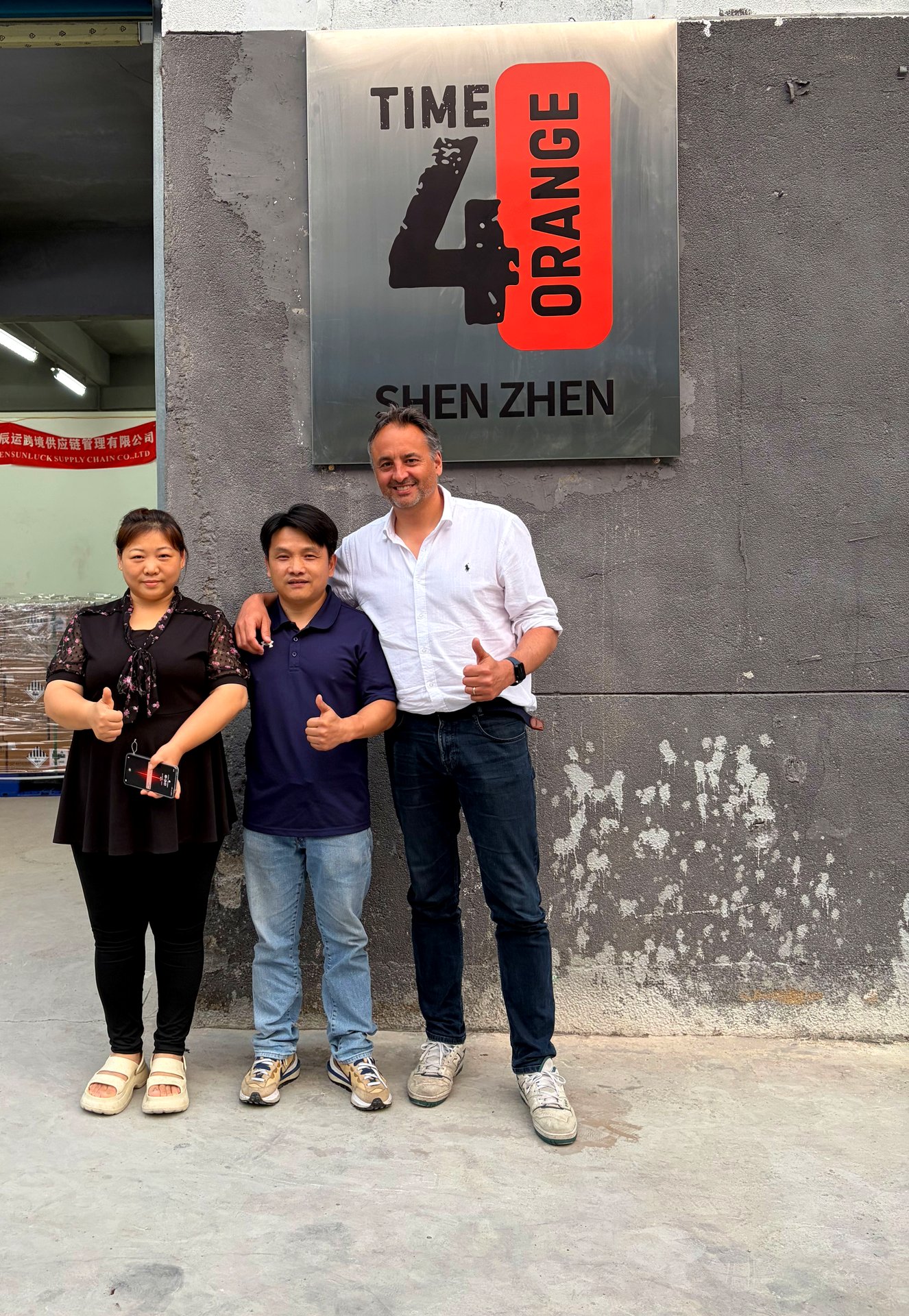 The T4O team at the Shenzhen warehouse in Pingshan